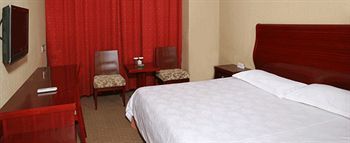 Huijing Holiday Hotel เซี่ยงไฮ้ ภายนอก รูปภาพ