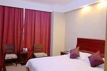 Huijing Holiday Hotel เซี่ยงไฮ้ ภายนอก รูปภาพ