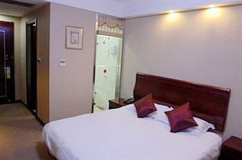 Huijing Holiday Hotel เซี่ยงไฮ้ ภายนอก รูปภาพ